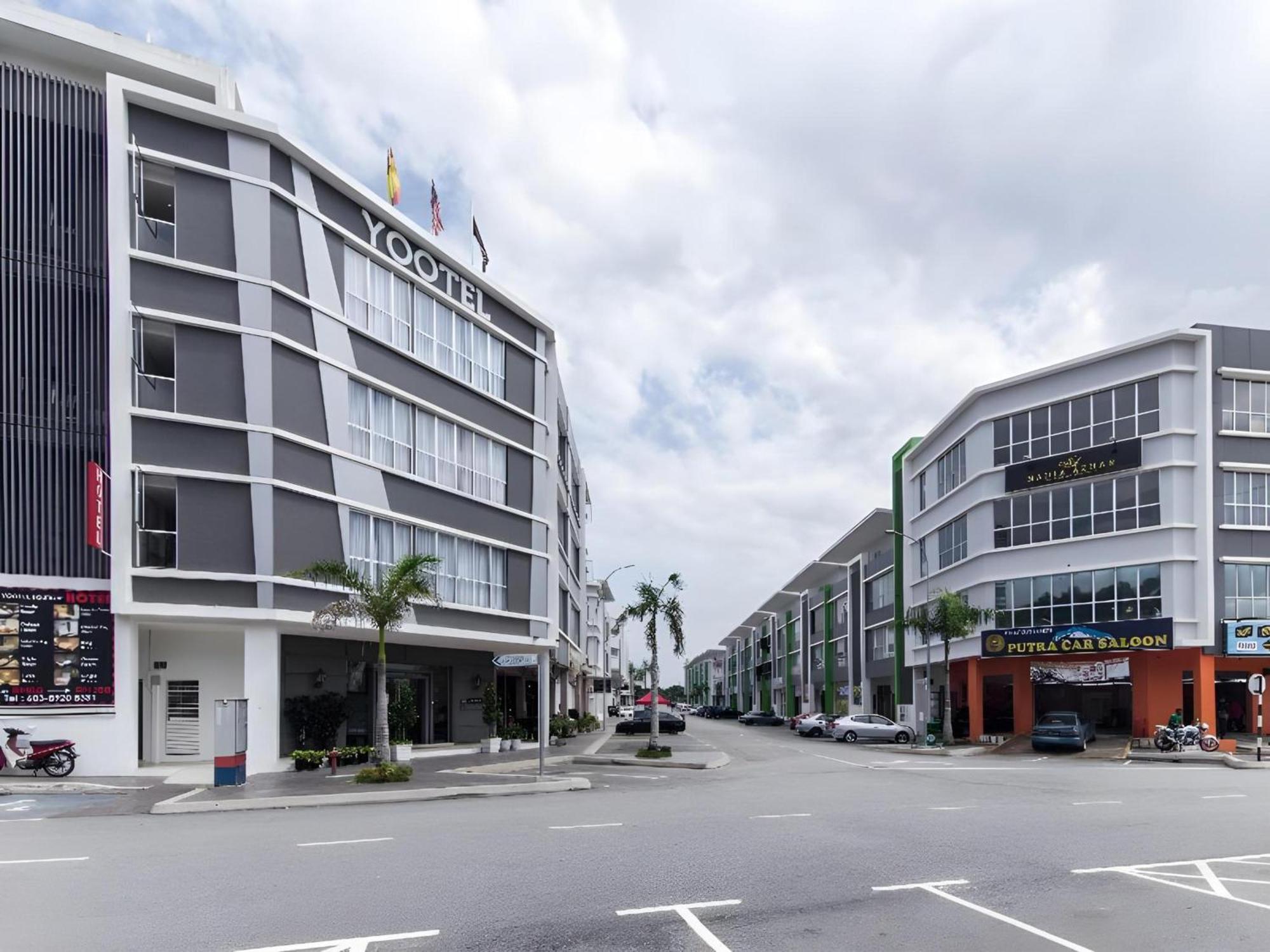 Yootel Boutique Hotel Kajang Exterior photo